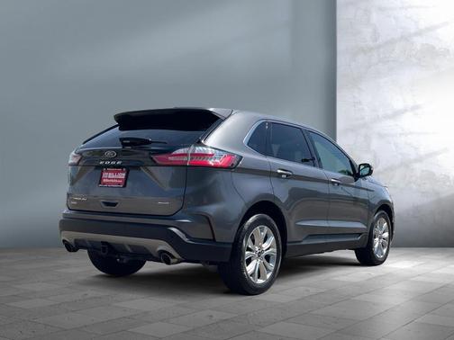 Carbonized Gray Metallic 2021 Ford Edge Titanium