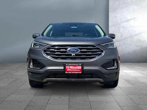 Carbonized Gray Metallic 2021 Ford Edge Titanium