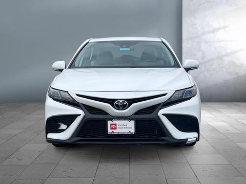 Ice Cap 2023 Toyota Camry SE