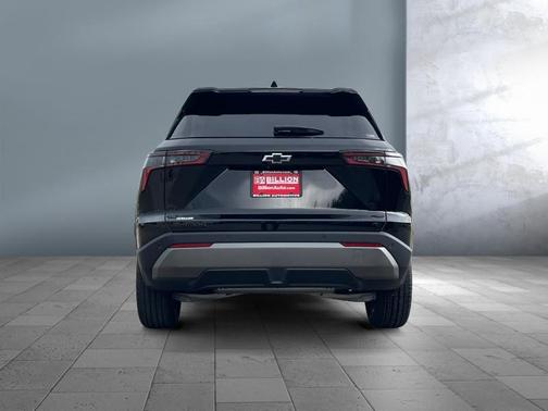 Mosaic Black Metallic 2026 Chevrolet Equinox 1LT