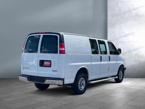 2023 GMC Savana 2500 Work Van
