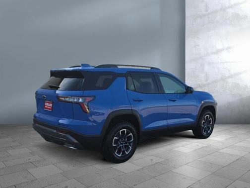 Reef Blue Metallic 2026 Chevrolet Equinox FWD ACTIV