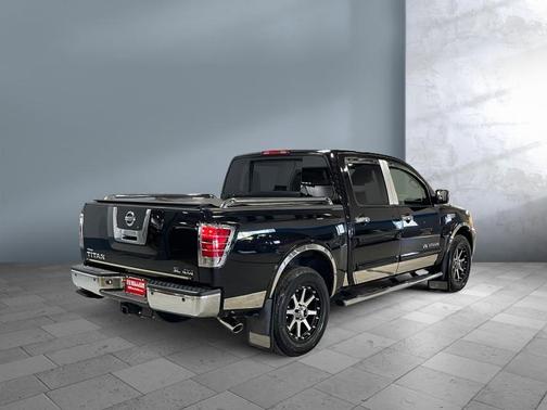 2012 Nissan Titan SL