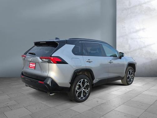 Silver Sky Metallic/Midnight Black Metallic 2025 Toyota RAV4 Hybrid SE