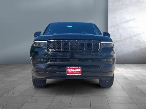 Diamond Black Crystal Pearlcoat 2024 Jeep Grand Wagoneer Series II 4x4
