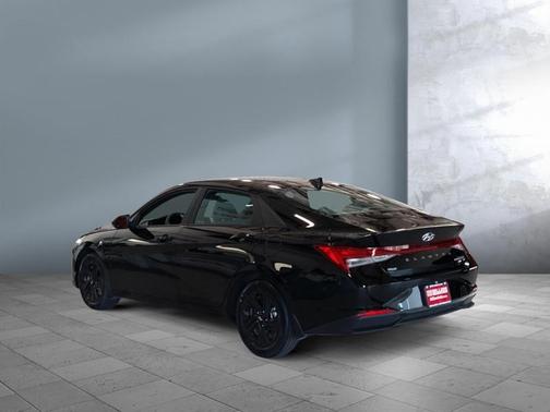 2023 Hyundai ELANTRA HEV Blue