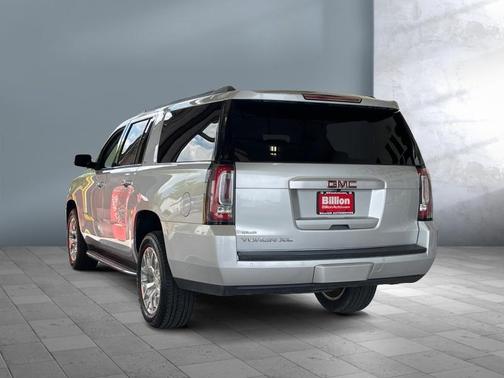 2017 GMC Yukon XL SLT