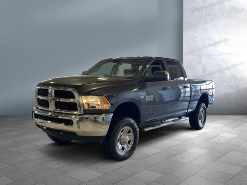 2018 RAM 2500 Tradesman Crew Cab 4x4 6'4' Box