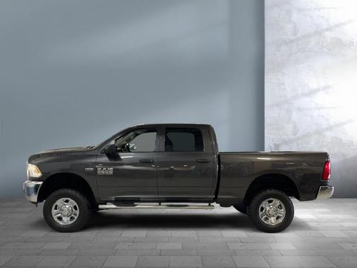 2018 RAM 2500 Tradesman Crew Cab 4x4 6'4' Box