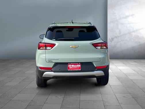 Cacti Green 2026 Chevrolet Trailblazer LT