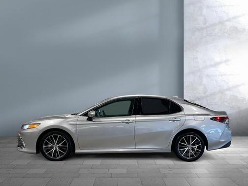 2024 Toyota Camry XLE