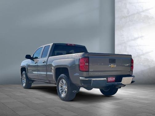Pepperdust Metallic 2017 Chevrolet Silverado 1500 1LT