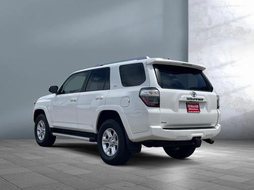 Super White 2017 Toyota 4Runner SR5 Premium