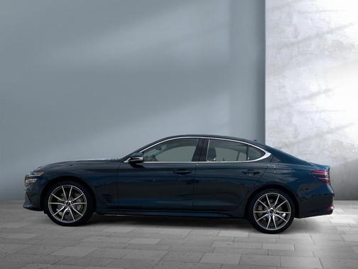 2025 Genesis G70 2.5T RWD