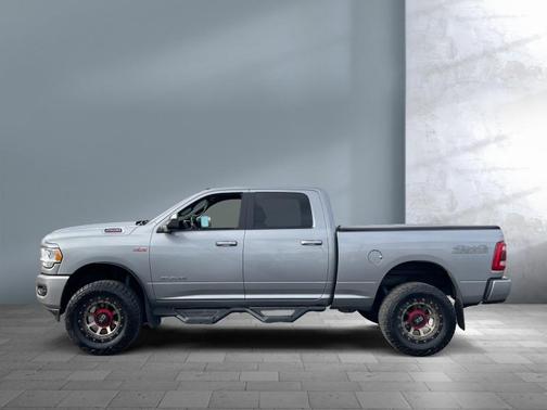 2021 RAM 2500 Big Horn Crew Cab 4x4 6'4' Box