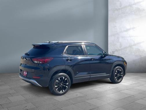 Midnight Blue Metallic 2021 Chevrolet Trailblazer LT