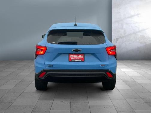 Fountain Blue 2024 Chevrolet Trax FWD 1RS
