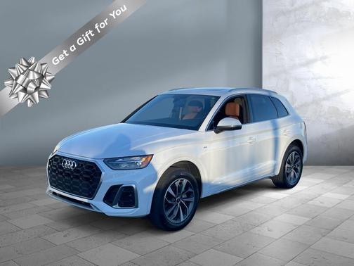2023 Audi Q5 45 S line Premium Plus