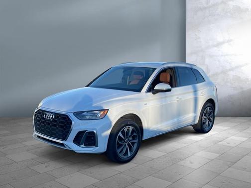 2023 Audi Q5 45 S line Premium Plus