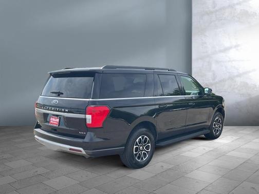 Agate Black Metallic 2024 Ford Expedition Max XLT