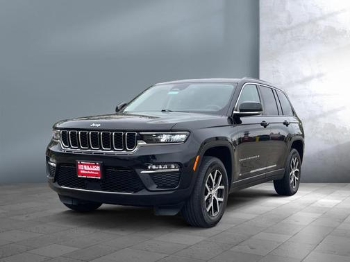 Diamond Black Crystal Pearlcoat 2023 Jeep Grand Cherokee Limited