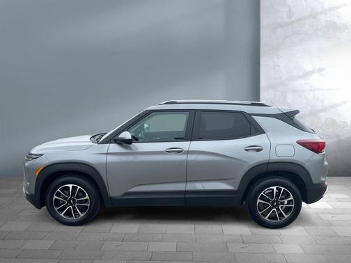 Sterling Gray Metallic 2025 Chevrolet Trailblazer LT