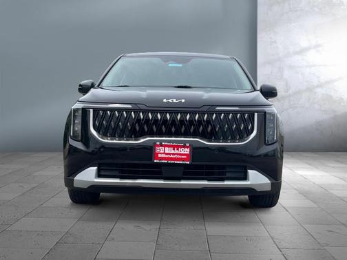 Aurora Black Pearl 2025 Kia Carnival LXS