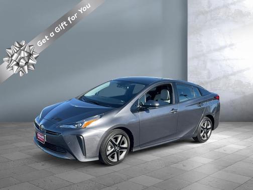 2020 Toyota Prius XLE