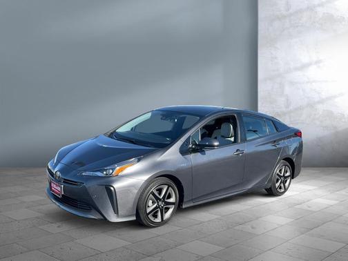 2020 Toyota Prius XLE