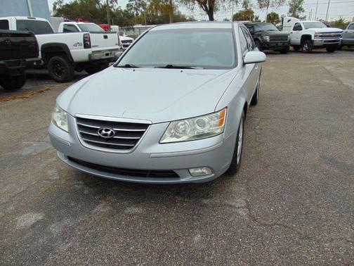 2009 Hyundai SONATA SE