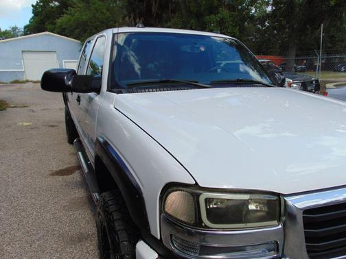 Summit White 2004 GMC Sierra 2500 SLT H/D Crew Cab