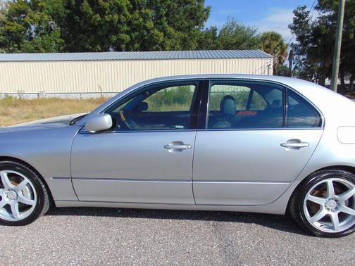 2005 Lexus LS 430 Base