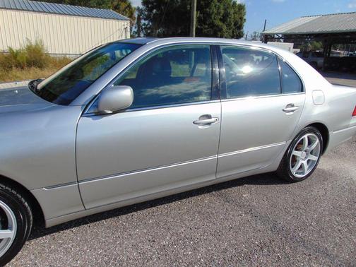 2005 Lexus LS 430 Base