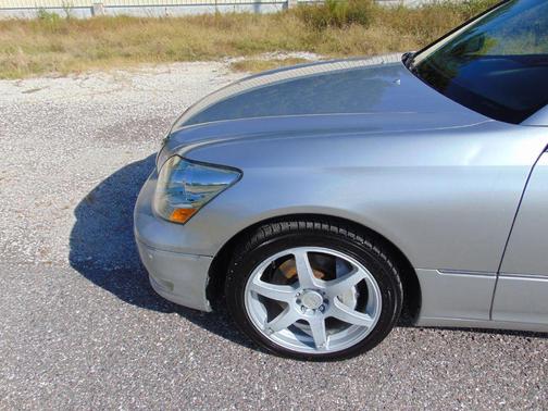 2005 Lexus LS 430 Base