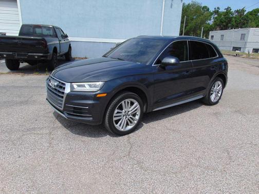 Azores Green Metallic 2018 Audi Q5 2.0T Prestige