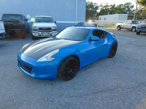 2010 Nissan 370Z Base