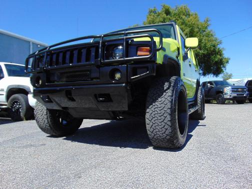 2004 Hummer H2 Base
