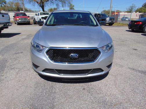 2015 Ford Taurus SE