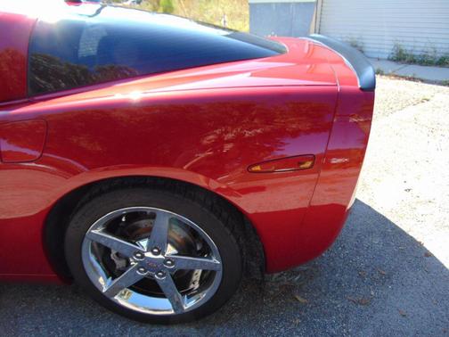 2005 Chevrolet Corvette Base