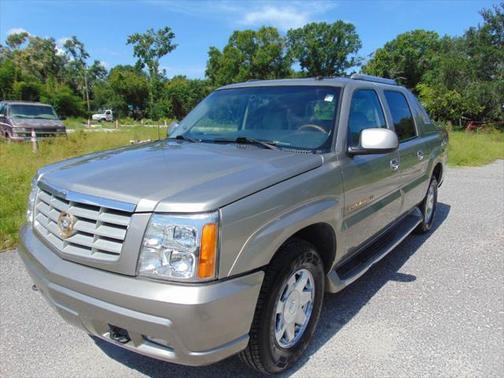 2003 Cadillac Escalade EXT Base