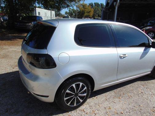 2012 Volkswagen Golf Base