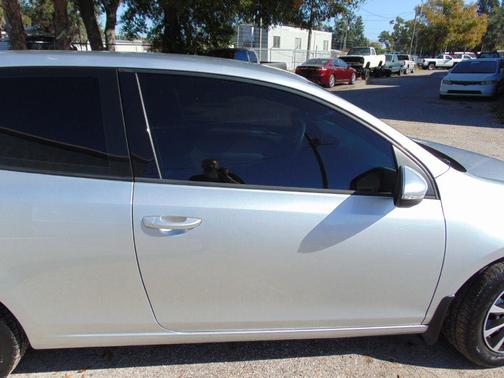 2012 Volkswagen Golf Base