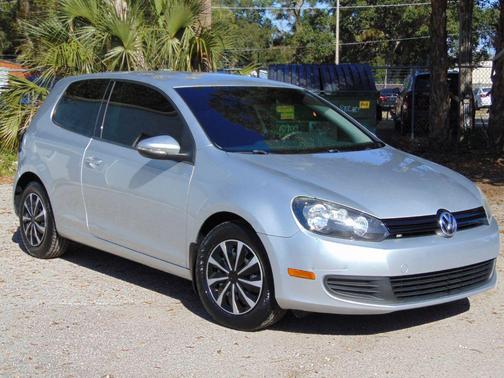 2012 Volkswagen Golf Base