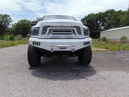 Bright White Clearcoat 2014 RAM 2500 SLT