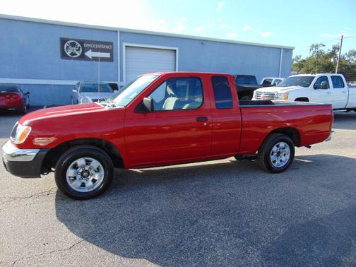 1999 Nissan Frontier XE King Cab