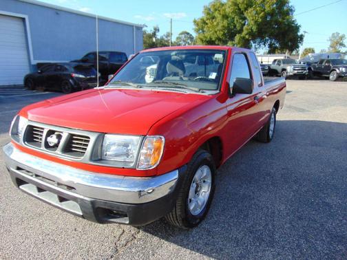 1999 Nissan Frontier XE King Cab