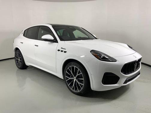 2026 Maserati Grecale Modena