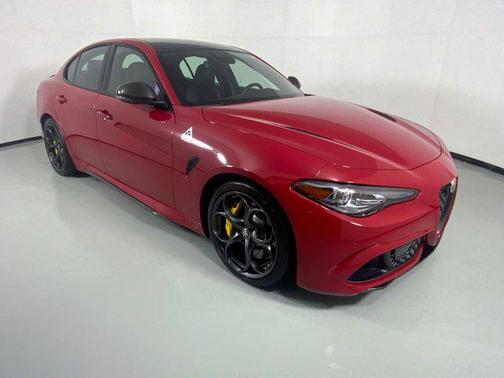 2020 Alfa Romeo Giulia Quadrifoglio