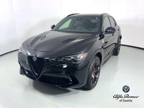 2024 Alfa Romeo Stelvio Quadrifoglio