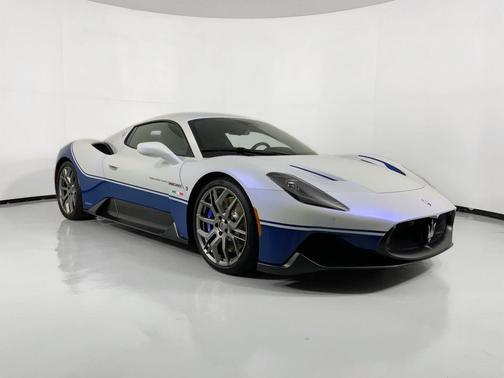 Black / Gray 2025 Maserati MC20